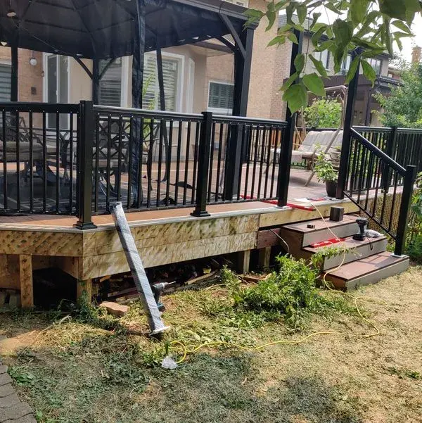 Finished aluminum railing installation